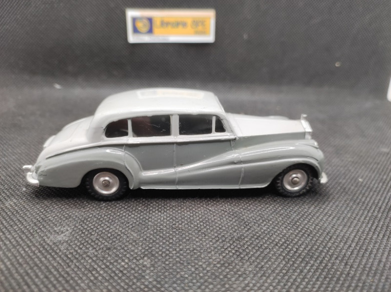 ROLLS ROYCE SILVER WRAITH - DINKY TOYS FR - N° 551 - 1/43 | Rolls Royce Silver Wraith - 551 |