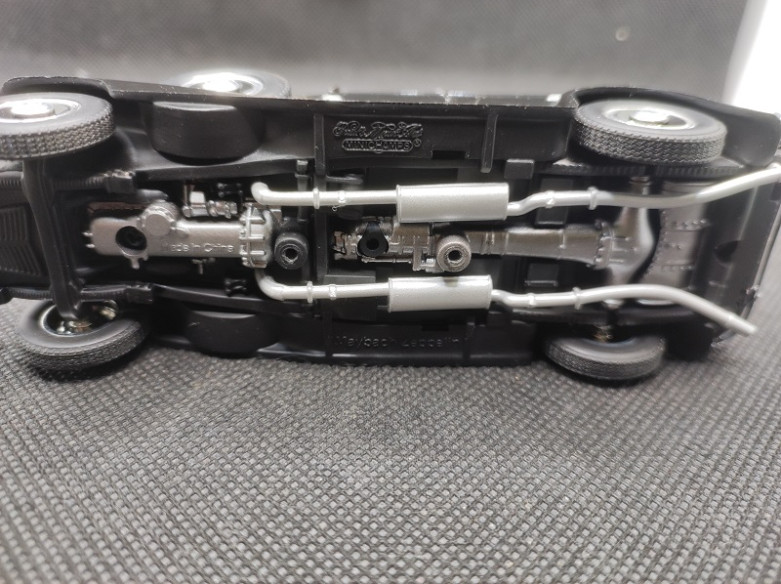 MAYBACH ZEPPELIN DS8 - MINICHAMPS - N° 402 - 1/43 | Maybach Zeppelin DS8 - 402 |