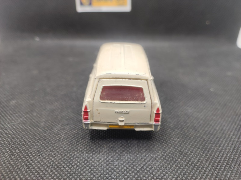 PEUGEOT 404 BREAK - DINKY TOYS FR - N° 525 - 1/43 | Peugeot 404 Break - 525 |