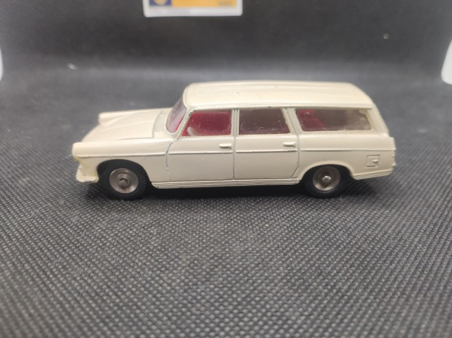 PEUGEOT 404 BREAK - DINKY TOYS FR - N° 525 - 1/43 | Peugeot 404 Break - 525 |