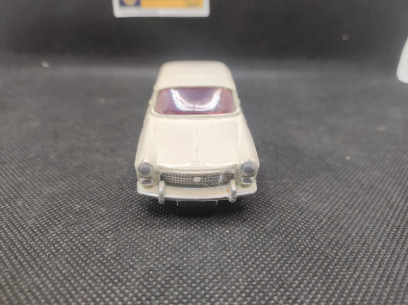 PEUGEOT 404 BERLINE -DINKY TOYS FR - N° 553 - 1/43 | Peugeot 404 Berline Blanche - 553 | 2