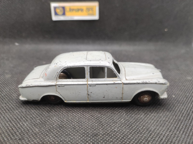 PEUGEOT 403 BERLINE - DINKY TOYS FR - N° 24B - 1/43 | Peugeot 403 Berline - 24B |