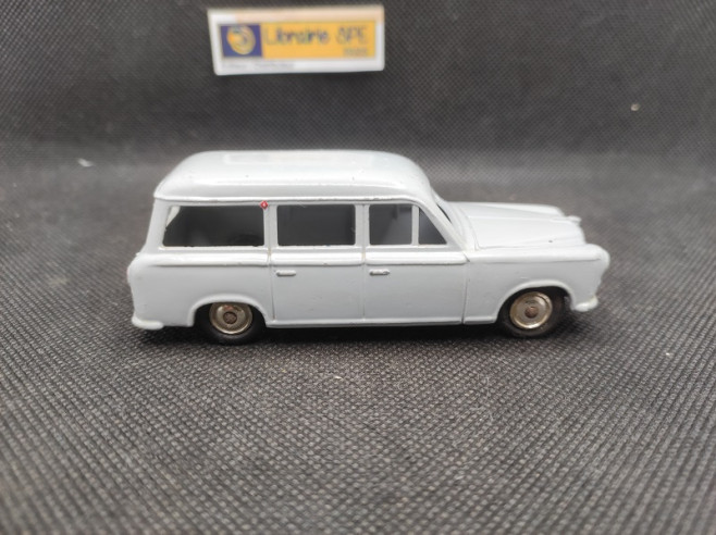 PEUGEOT 403 COMMERCIALE - CIJ - N° 3/46 -1/43 | Peugeot 403 Commerciale - 3/46 |