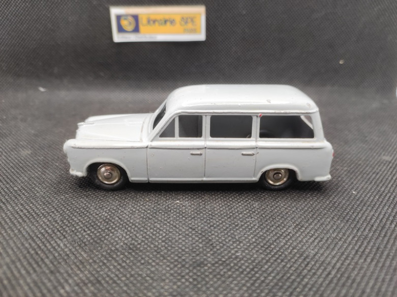 PEUGEOT 403 COMMERCIALE - CIJ - N° 3/46 -1/43 | Peugeot 403 Commerciale - 3/46 |
