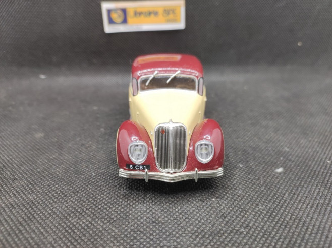PANHARD DYNAMIC 1939 - IXO - N° 30 - 1/43 | Panhard Dynamic de 1939 - 30 |