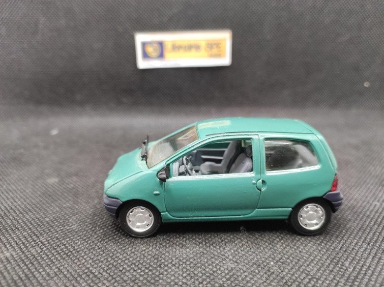 RENAULT TWINGO 1992 - SOLIDO - N° 1530 - 1/43 | Renault Twingo de 1992 - 1530 |
