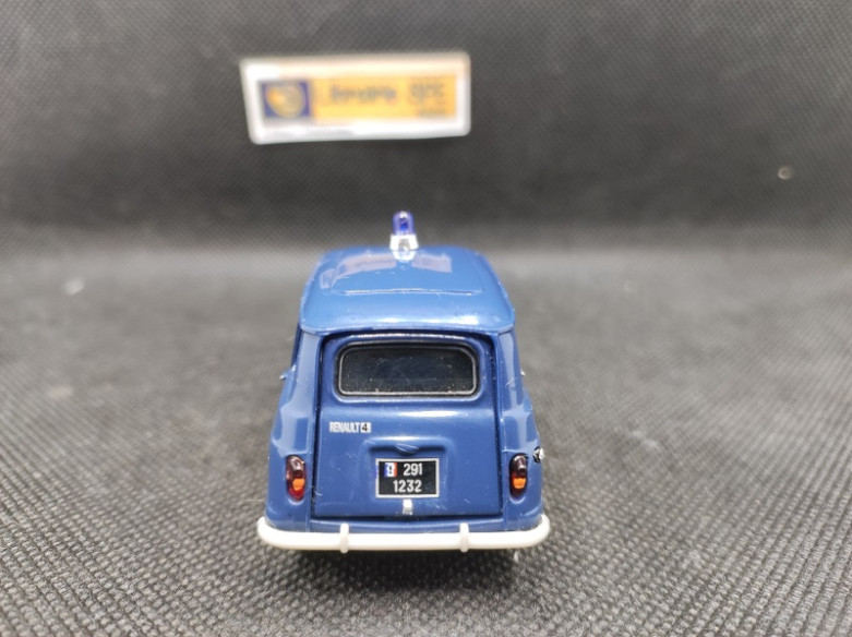RENAULT 4 GENDARMERIE - NOREV - N° 2 - 1/43 | Renault 4 Gendarmerie  - 2 |