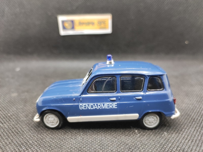 RENAULT 4 GENDARMERIE - NOREV - N° 2 - 1/43 | Renault 4 Gendarmerie  - 2 |