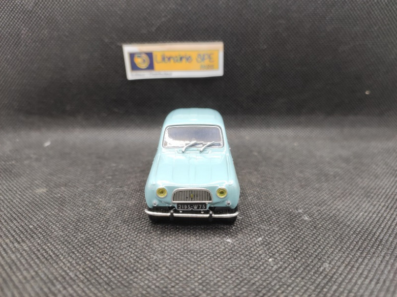 RENAULT 4 L 1962 - UNIVERSAL HOBBIES - N° 54695 - 1/43 | Renault 4 L de 1962 - 54695 |