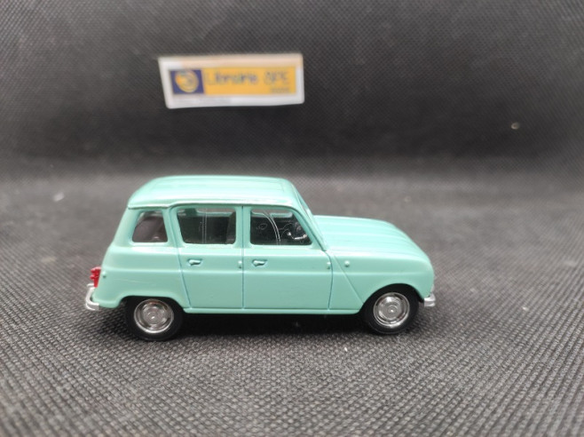 RENAULT 4 L DE 1964 - SOLIDO - N° 4544 - 1/43 | Renault 4 L de 1964 - 4544 |