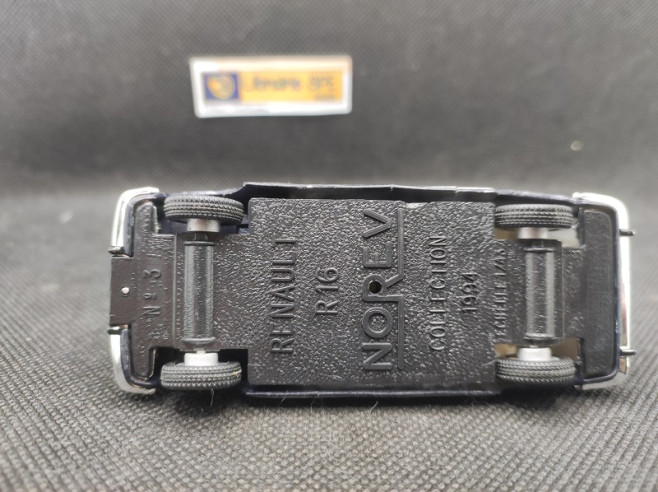 RENAULT 16 TX 1976 - NOREV - 1/43 | Renault R16 TX de 1976 noir |