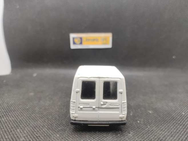 RENAULT EXPRESS "GIBERIT" - SOLIDO - N° 42 - 1/43 | Renault Express "Giberit" - 42 |