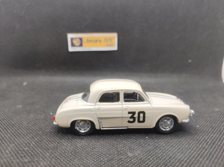 RENAULT DAUPHINE TOUR DE CORSE 1964 - SOLIDO - N° 1926 - 1/43 | Renault dauphine Tour de Corse 1964 - 1926 |