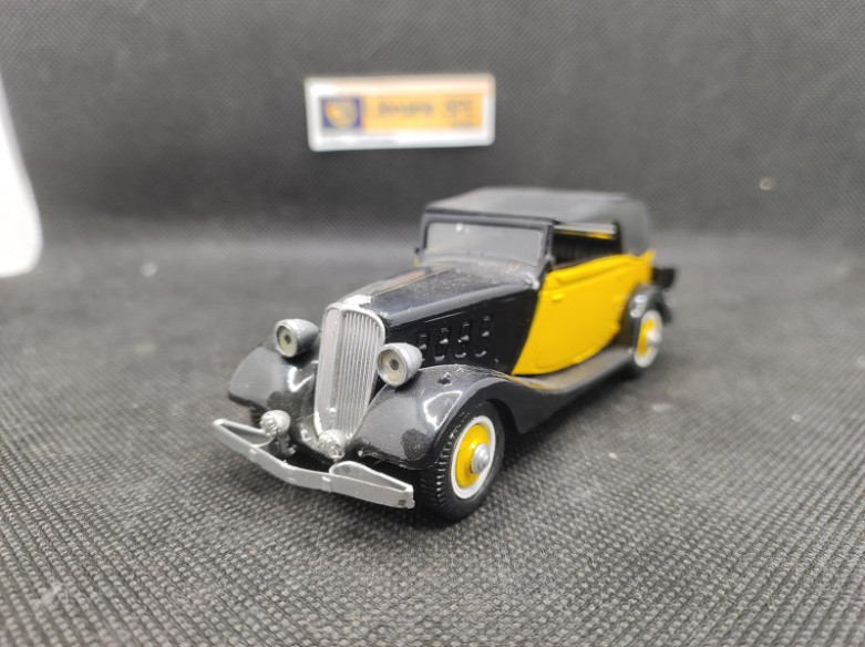 RENAULT PRIMASTELLA TYPE PG 10 - DUBRAY - N° 38 - 1/43 | Renault Primastella Type PG 10 - 38 |
