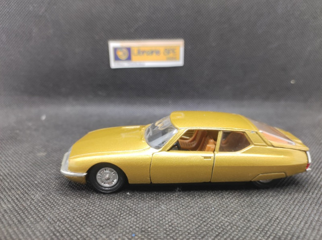 CITROEN SM 1970 - SOLIDO - N°1807 - 1/43 | Citroën SM de 1970 - 1807 |
