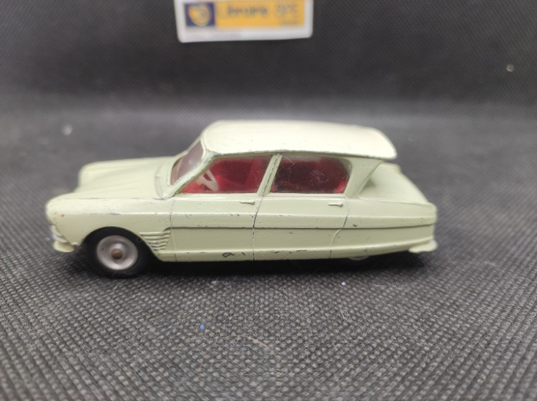 CITROEN AMI 6 - SOLIDO - N° 114 - 1/43 | Citroën Ami 6 -114 |