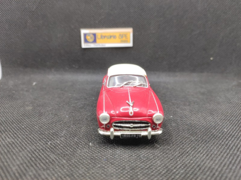 RENAULT FREGATE GRAND PAVOIS 1956 - NOSTALGIE - N° 25 - 1/43 | Renault Frégate Grand pavois de 1956 - 25 |
