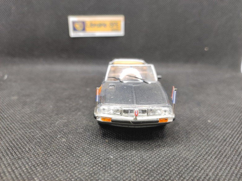 CITROEN SM PRESIDENTIELLE 1972 - NOREV - N° 96305 - 1/43 | Citroën SM Présidentielle de 1972 - 96305 |