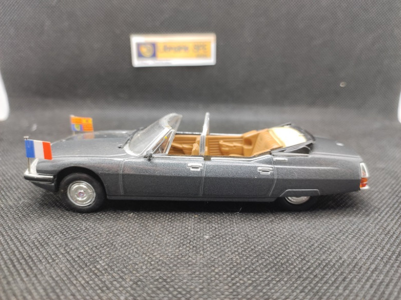 CITROEN SM PRESIDENTIELLE 1972 - NOREV - N° 96305 - 1/43 | Citroën SM Présidentielle de 1972 - 96305 |