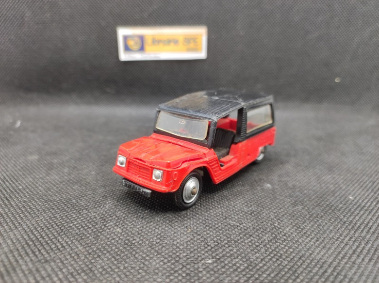 CITROEN MEHARI ROUGE - NOREV PLASTIQUE - N° 137 - 1/43 | Citroën Méhari  Rouge - 137 |