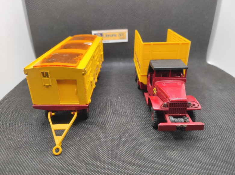 CAMION GMC CCKW 353 6x6 AVEC SA REMORQUE CIRQUE PINDER - SUPER DINKY - N° 881 - 1/43 | Camion GMC CCKW 353 6x6 + Remorque Cir...