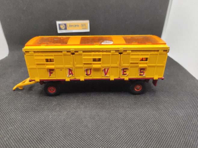 CAMION GMC CCKW 353 6x6 AVEC SA REMORQUE CIRQUE PINDER - SUPER DINKY - N° 881 - 1/43 | Camion GMC CCKW 353 6x6 + Remorque Cir...
