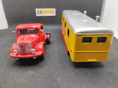 CAMION UNIC ZU 51 SEMI REMORQUE CUISINE "CIRQUE PINDER" - MINITRUCKS - N° ACP 46 - 1/50 | Camion Unic ZU 51 Semi Remorque Cui... 2