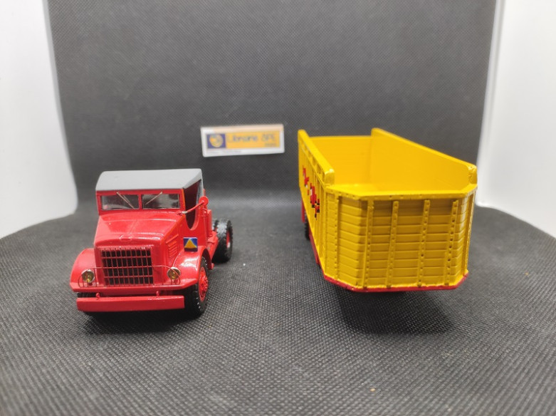 TRACTEUR MARMON INTERNATIONAL PORTEUR " CIRQUE PINDER " - MINICIRQUE - N° MV 7 - 1/50 | Tracteur Marmon International Porteur...