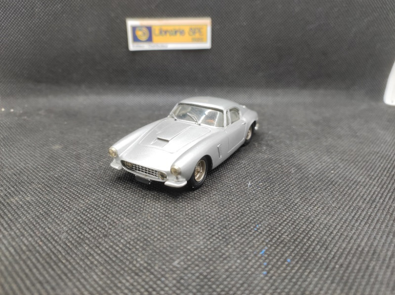 FERRARI 250 GT - RECORD - 1/43 | Ferrari 250 GT Grise |