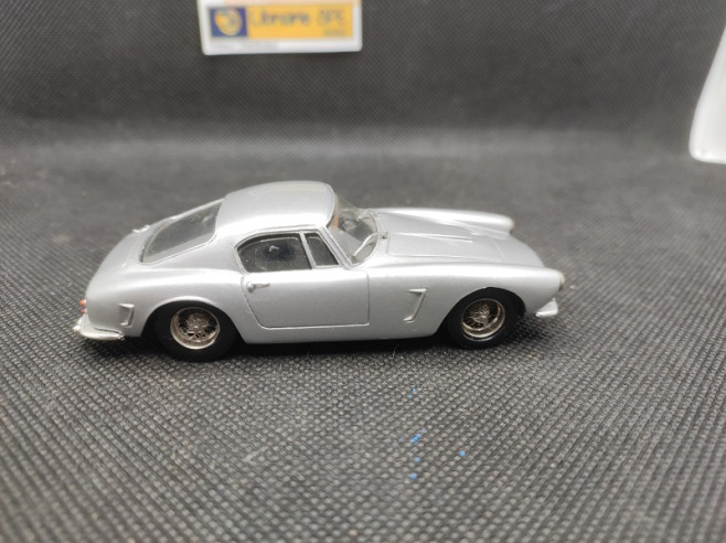 FERRARI 250 GT - RECORD - 1/43 | Ferrari 250 GT Grise |