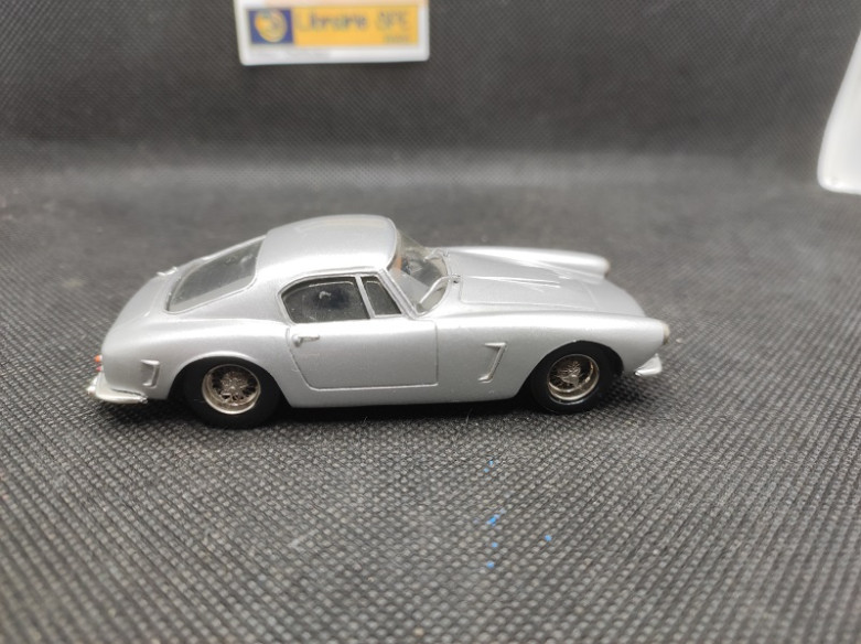 FERRARI 250 GT - RECORD - 1/43 | Ferrari 250 GT Grise |