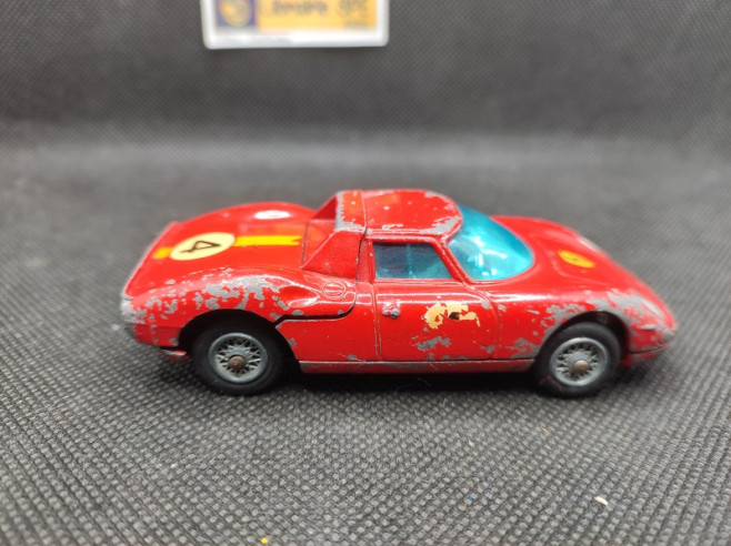 FERRARI BERLINETTA 250 LE MANS N° 4 - CORGI...