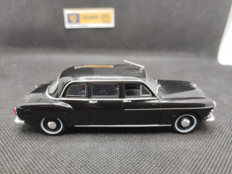 RENAULT FREGATE LIMOUSINE - ATLAS - 1/43 | Renault Frégate Limousine |