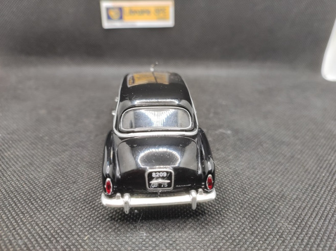 RENAULT FREGATE LIMOUSINE - ATLAS - 1/43 | Renault Frégate Limousine |