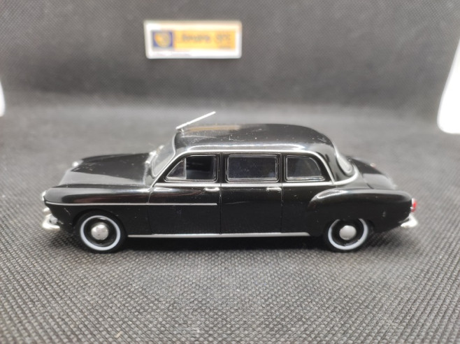 RENAULT FREGATE LIMOUSINE - ATLAS - 1/43 | Renault Frégate Limousine |