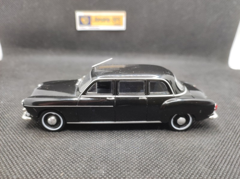 RENAULT FREGATE LIMOUSINE - ATLAS - 1/43 | Renault Frégate Limousine |