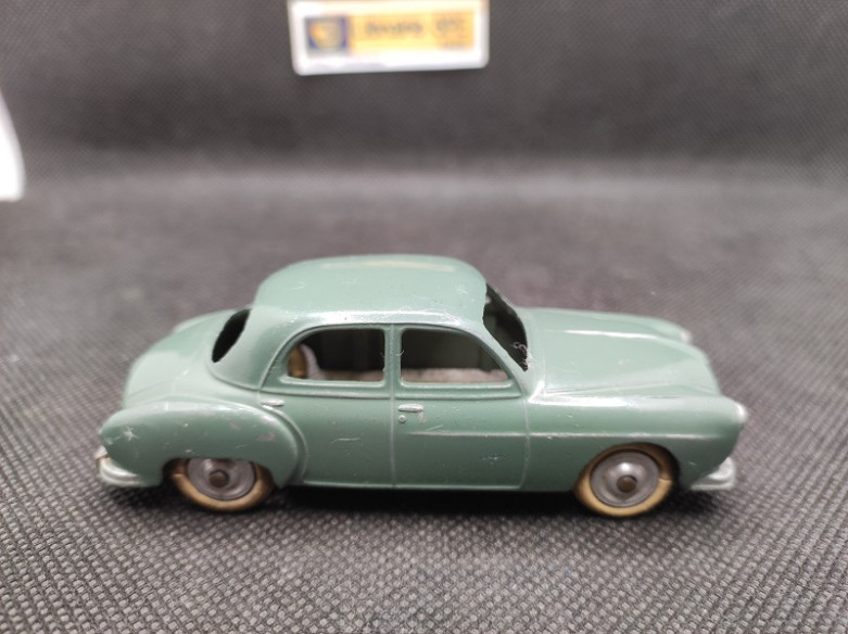 RENAULT FREGATE - C.I.J - N° 3.51 - 1/43 | Renault Frégate - 3.51 |