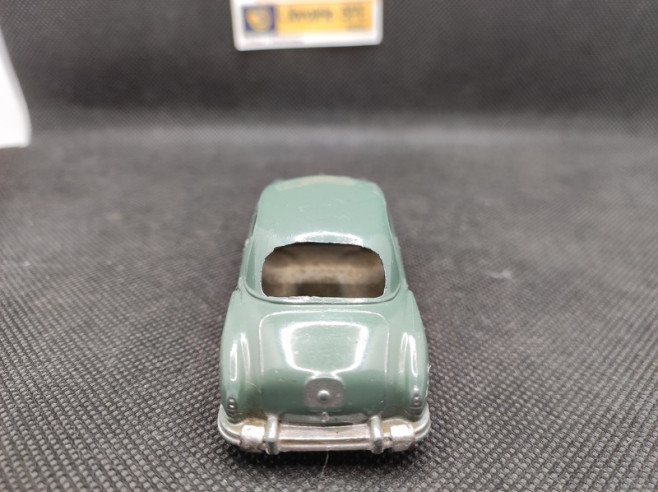 RENAULT FREGATE - C.I.J - N° 3.51 - 1/43 | Renault Frégate - 3.51 |