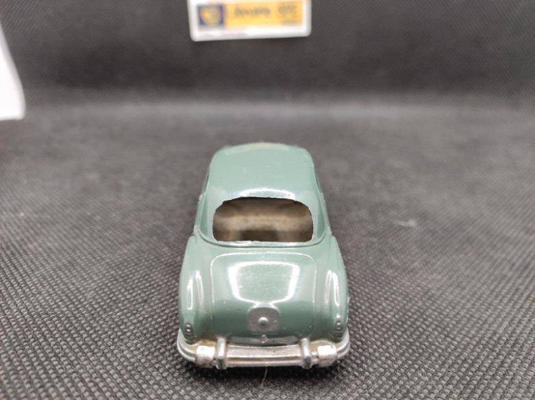 RENAULT FREGATE - C.I.J - N° 3.51 - 1/43 | Renault Frégate - 3.51 |