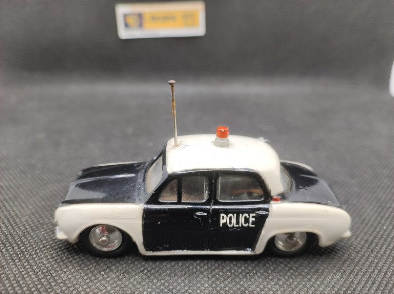 RENAULT DAUPHINE POLICE - C.I.J - N° 3.57 - 1/43 | Renault Dauphine Police - 3.57 |