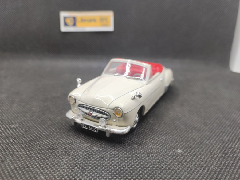 RENAULT FREGATE CABRIOLET 1956 - ELIGOR - N° 124 - 1/43 | Renault Frégate Cabriolet de 1956 - 124 |