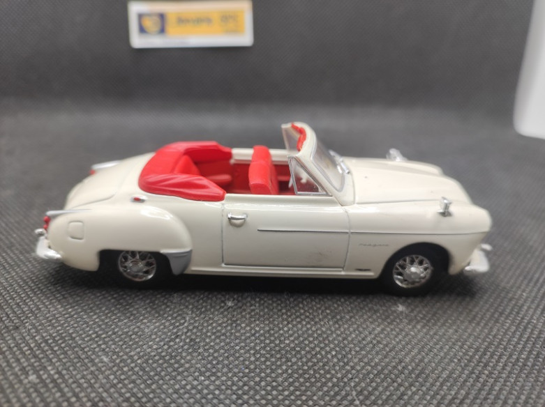 RENAULT FREGATE CABRIOLET 1956 - ELIGOR - N° 124 - 1/43 | Renault Frégate Cabriolet de 1956 - 124 |