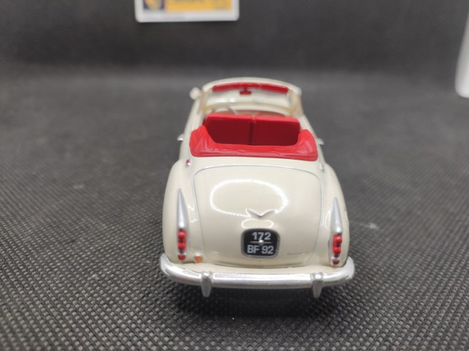 RENAULT FREGATE CABRIOLET 1956 - ELIGOR - N° 124 - 1/43 | Renault Frégate Cabriolet de 1956 - 124 |