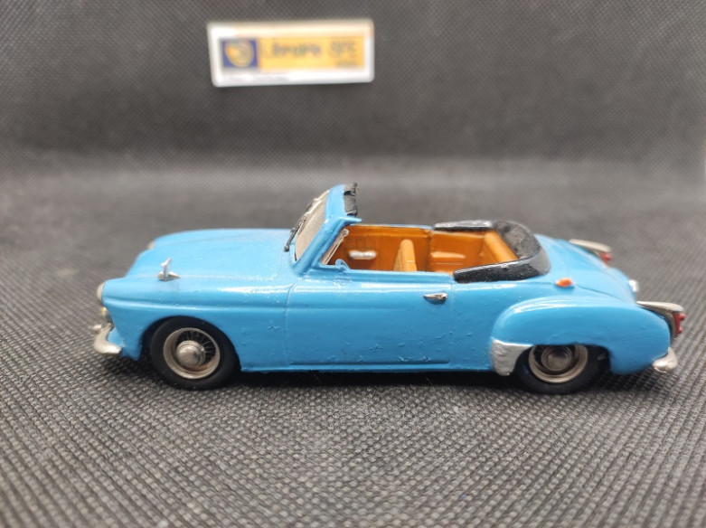 RENAULT FREGATE CABRIOLET LETOURNEUR ET MARCHAND - CAMA -N° 2 - 1/43 | Renault Frégate Cabriolet Letourneur et Marchand - 2 |