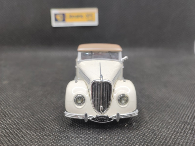 RENAULT TYPE ACX 2 VIVA GRAND SPORT 1935 - UNIVERSAL HOBBIES - 1/43 | Renault Type ACX 2 Viva Grand Sport de1935 |