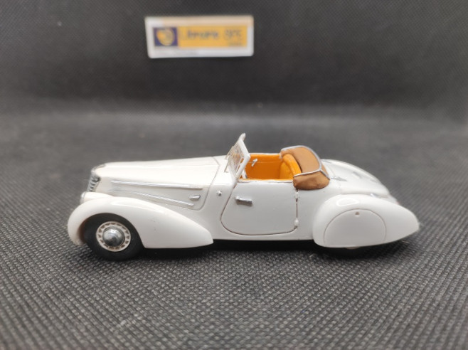 RENAULT PRIMAQUATRE SAPRAR TYPE BDS 1- JPS - N° 31 - 1/43 | Renault Primaquatre Saprar Type BDS 1 - 31 |