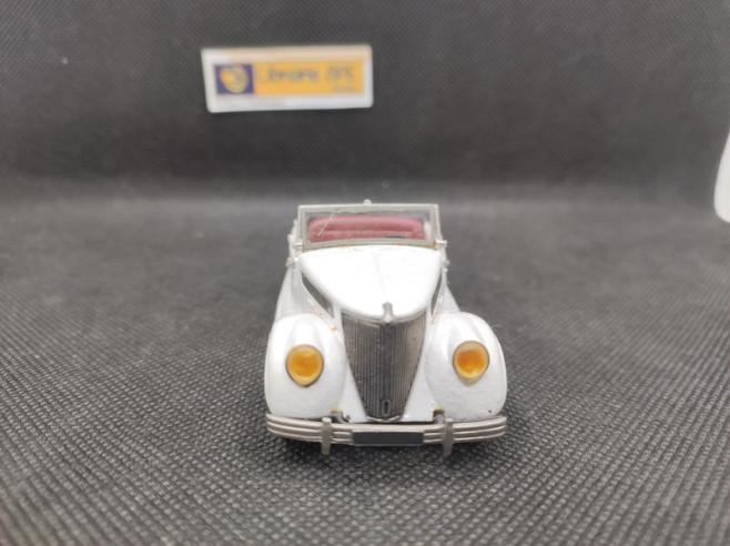 RENAULT VIVA GRAND SPORT 1937 - BELLE EPOQUE - 1/43 | Renault Viva grand sport de 1937 |