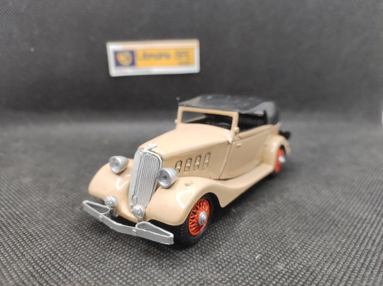 RENAULT VIVASPORT 1934 - DUBRAY - N° 36 - 1/43 | Renault Vivasport Cabriolet de 1934 - 36 |