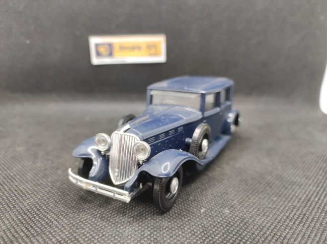 RENAULT REINASTELLA RM 2 1934 - SOLIDO - N° 97 - 1/43 | Renault Reinastella RM 2 de 1934 - 97 |