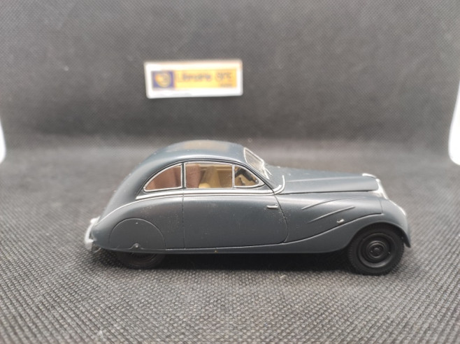 RENAULT RAFALE SHOW CAR 1934 - ACMA - N° 10/100 - 1/43 | Renault Rafale Show Car de 1934 - 10/100 |